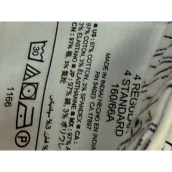 Old Navy Pixie Chinos Women’s Size 4 Scenic Pattern White And‎ Blue Cotton Blend - Picture 9 of 10